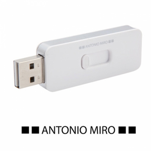 Memoria USB Liber de Antonio Miró