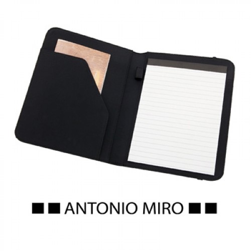 xtra1-carpeta-tailplus-antonio-miro1