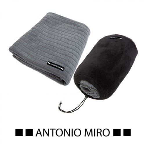 xtra1-manta-neptun-antonio-miro1